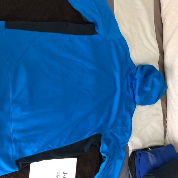 SOLD! Nike Therma-fit Hoodie - Picture 3 of 3